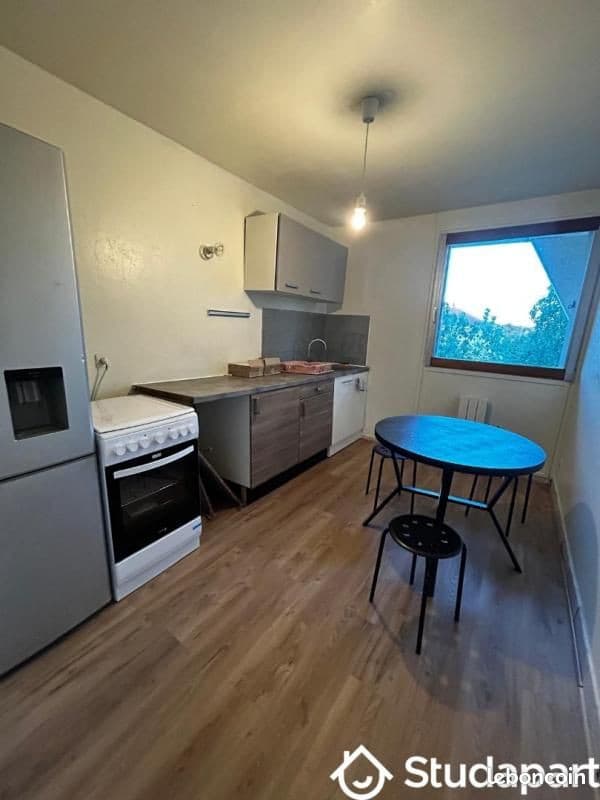 Chambre 1 pièce 15 m²