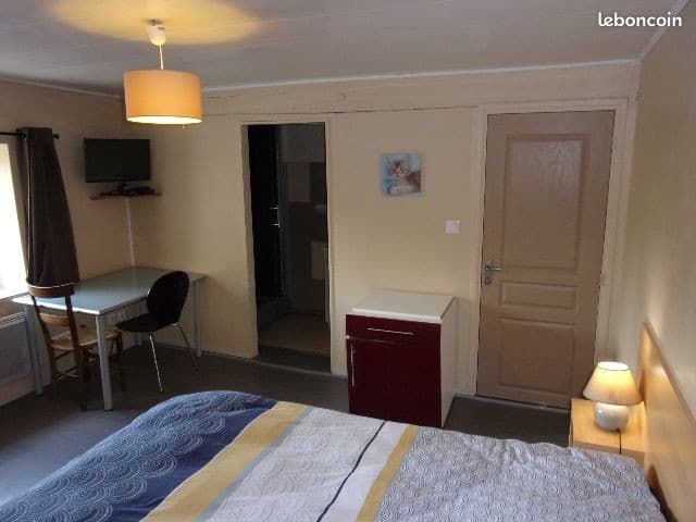 Location chambre meublée - Courte, moyenne ou longue durée - Adaptée pour travailleurs, stagiaires...
