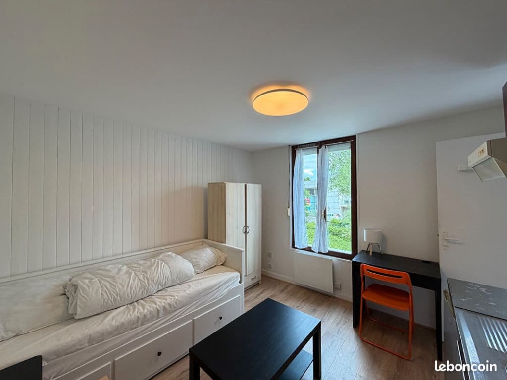 Appartement 1 pièce 14 m²