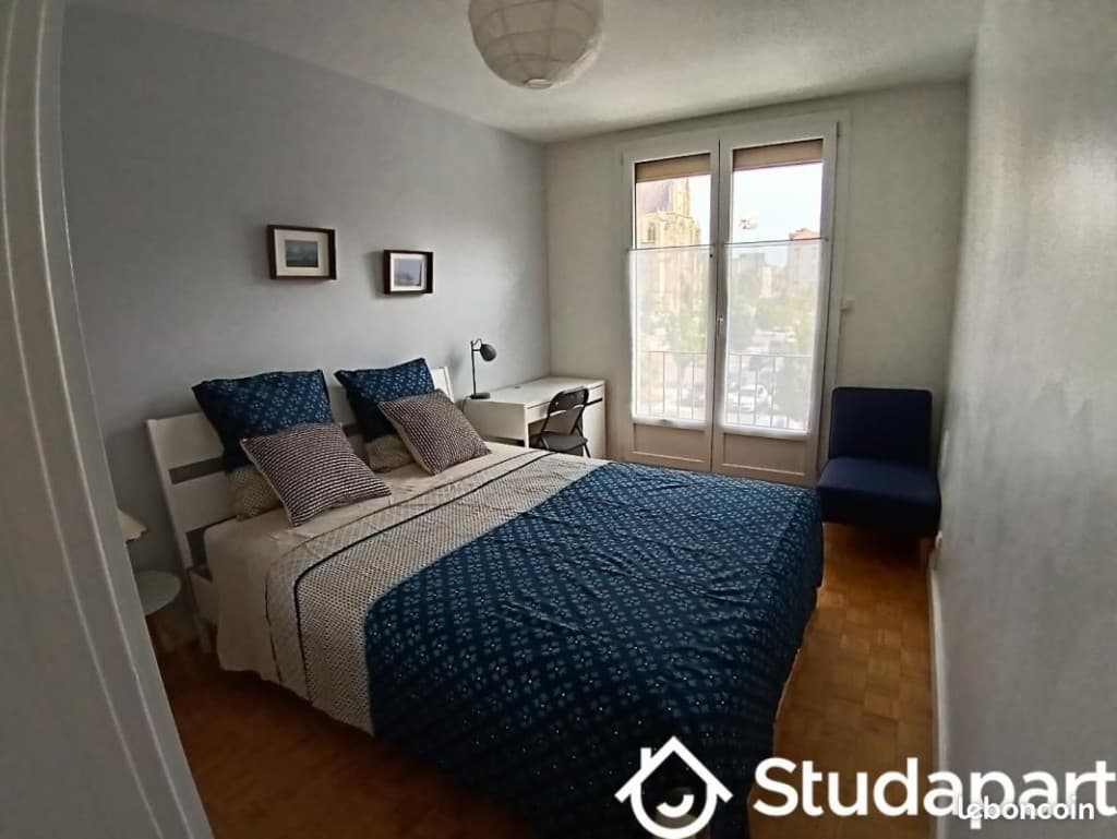 Chambre 1 pièce 24 m²