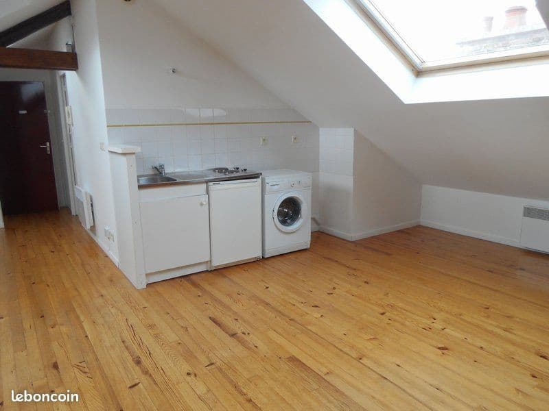 Studio 1 pièce 30 m²