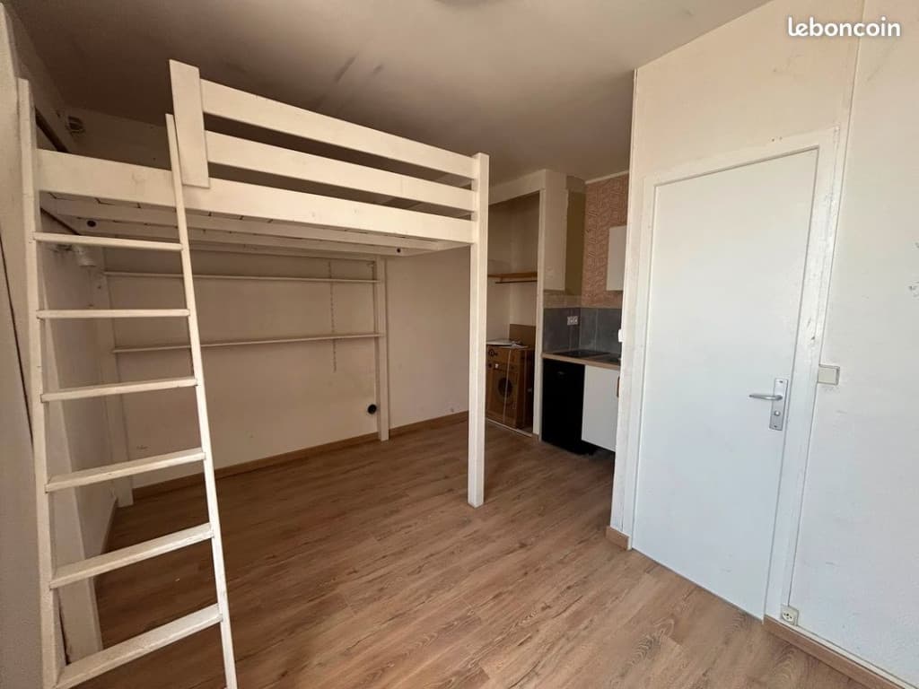 Appartement 1 pièces 15 m²