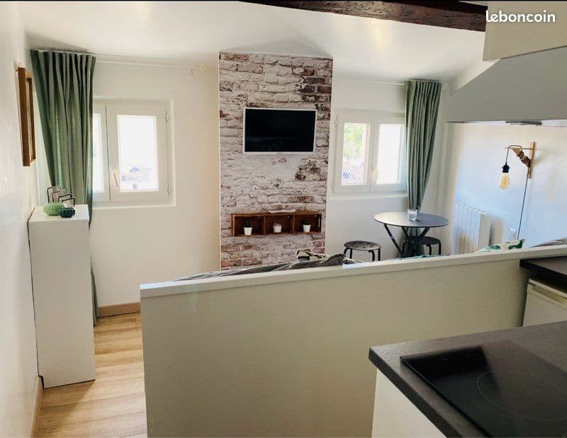 Studio Meublé avec Vue