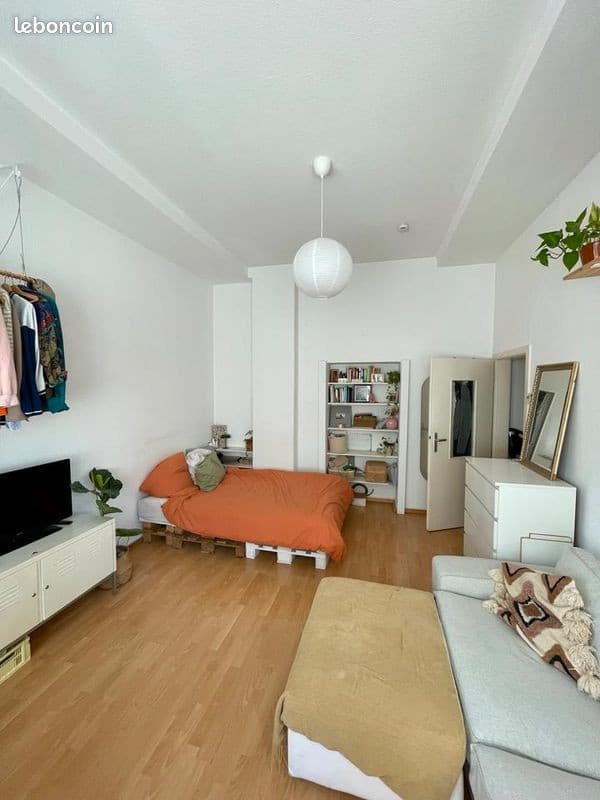Studio paisible a montreuil
