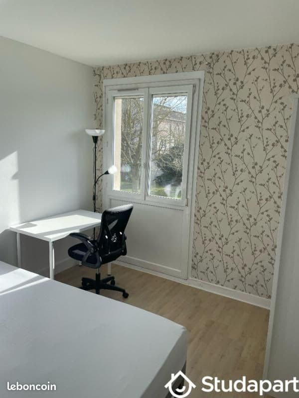 Chambre 1 pièce 24 m²