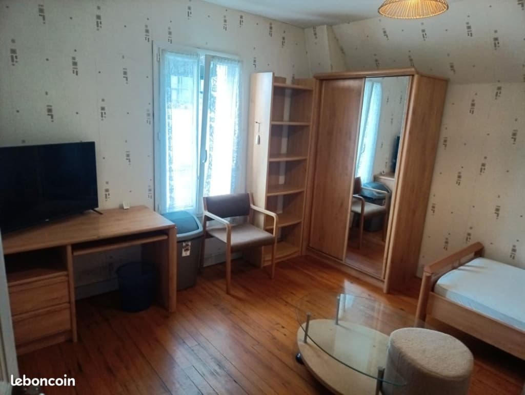 Semi-Studio centre ville Mantes
