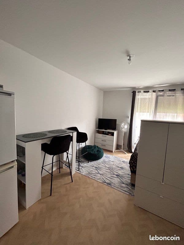 Studio lumineux Proche de Paris