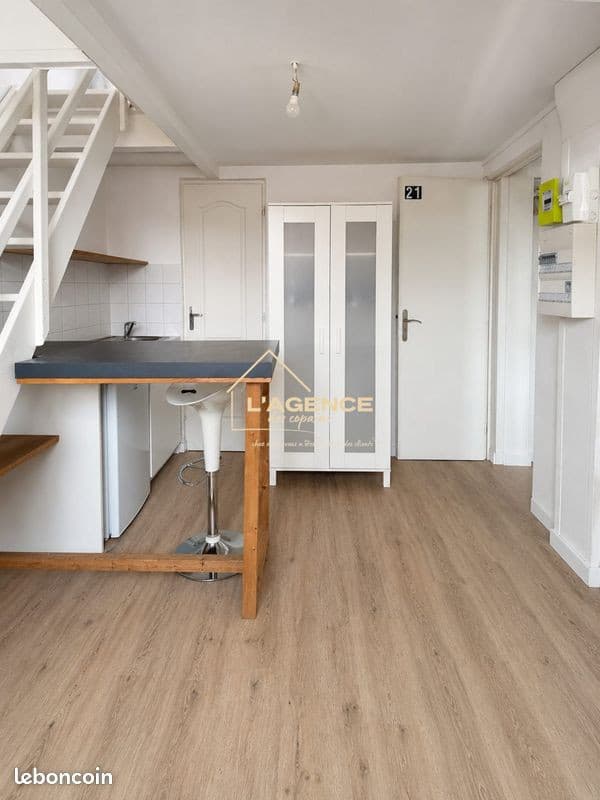 Studio 1 pièce 20 m²
