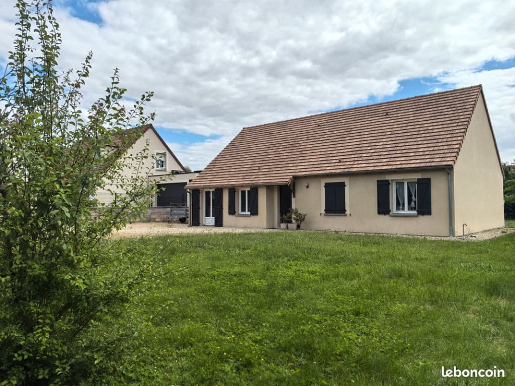 Maison a louer sur donnery