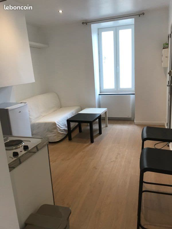Studio meublé centre breal sous montfort