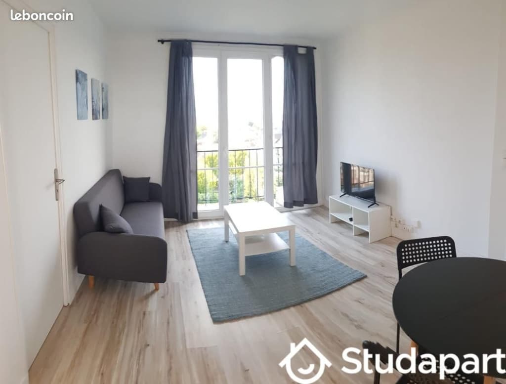 Chambre 1 pièce 9 m²