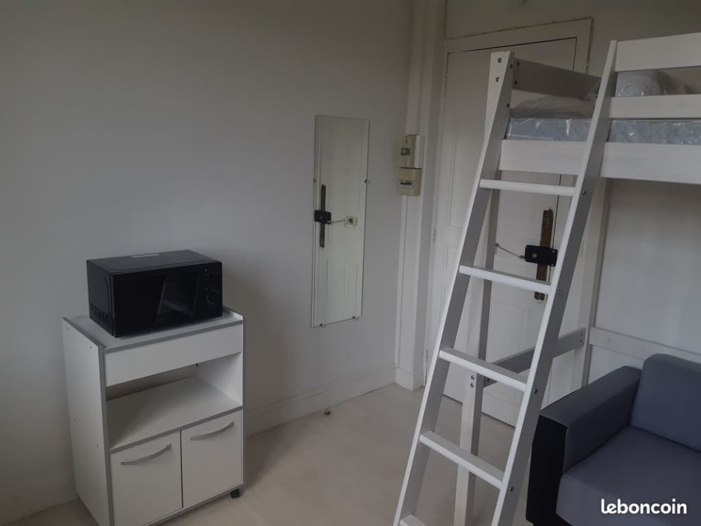 A louer studio meublé secteur Melun gare