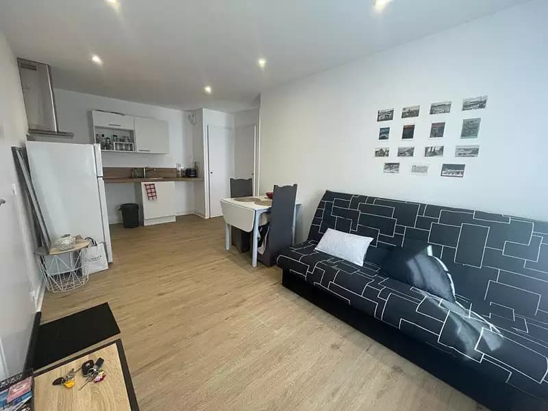 Location appartement 1 pièce 31 m² Pont-l'Abbé (29120) - Superimmo