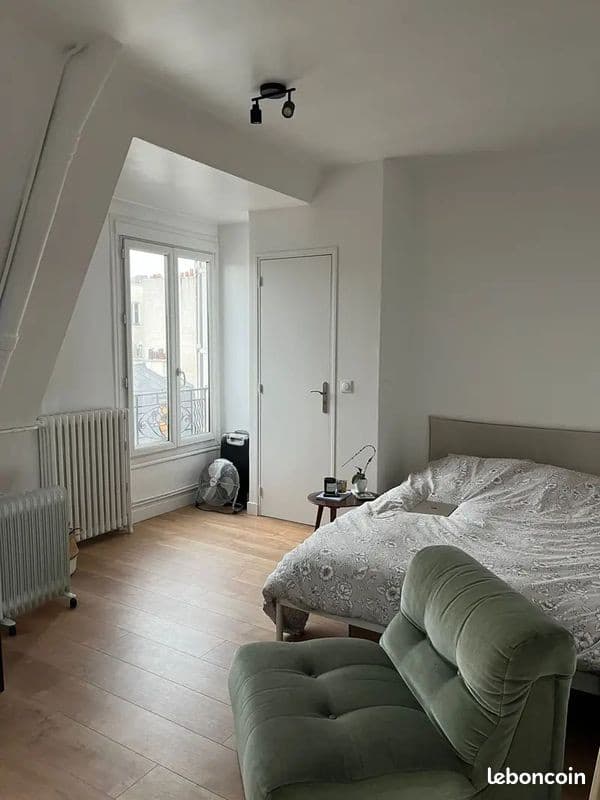 Loue studio meublé à Montmartre Damrémont refait en 2023 - 19m²