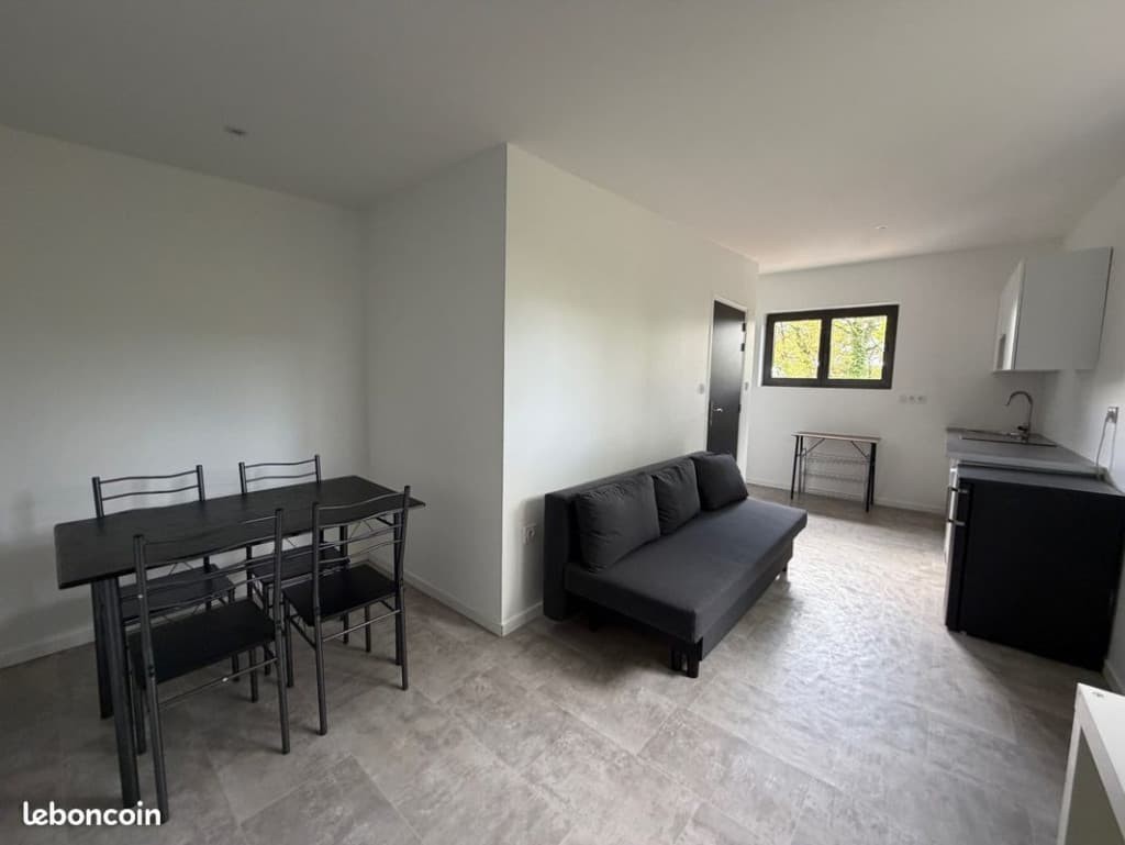 Studio 1 pièce 24 m²