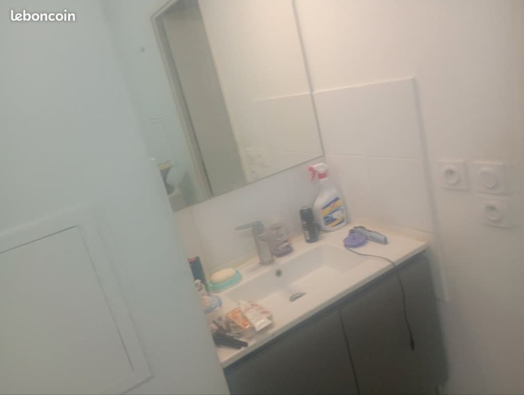 Studio uniquement pour fille