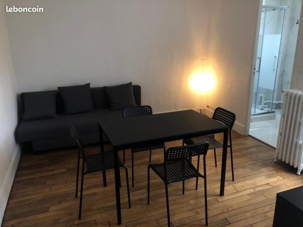 Studio 2 pièces 25 m²