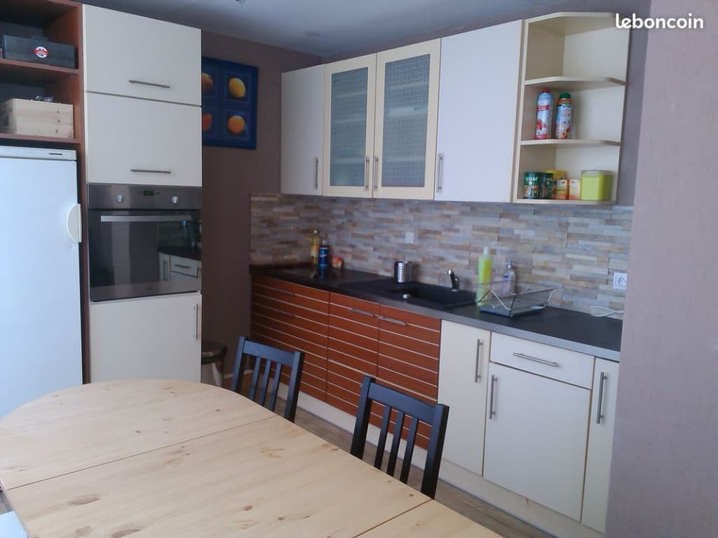 Studio avec cuisine partagée