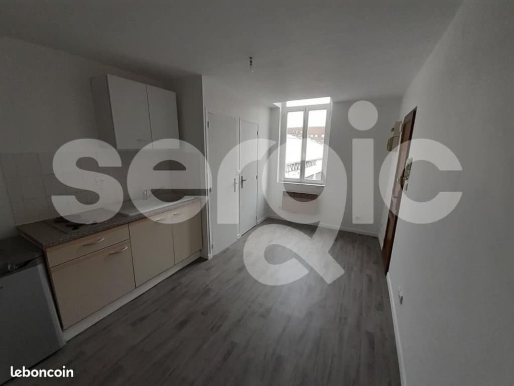 Studio 1 pièce 15 m²