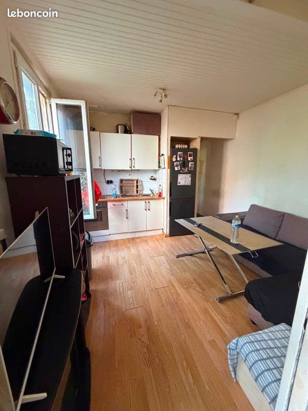 Location F2 meublé de 28 m2