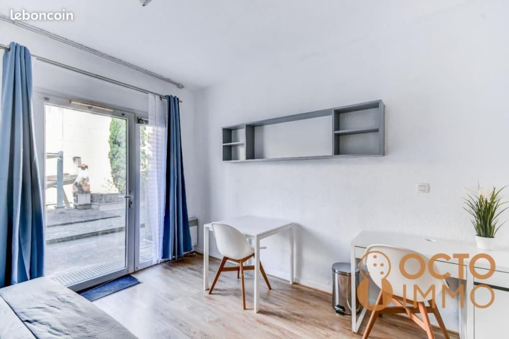 Studio 1 pièce 16 m²