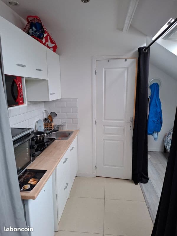 Studio de 20 m² à 5 minutes à pied de la gare dans quartier recherché