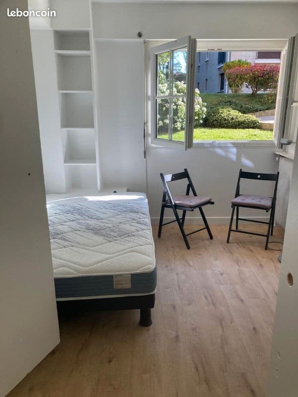 Charmant studio Versailles Rive droite