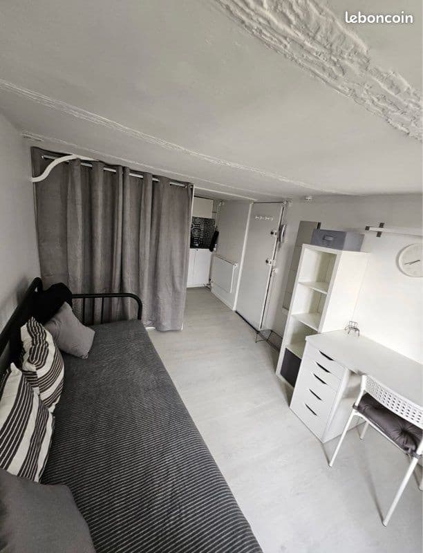 Studio meublé 13m2 - rue des réservoirs - idéal étudiant
