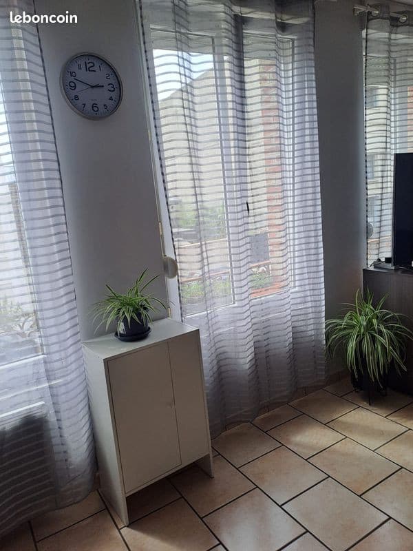 Location super appartement à Saint-Quentin
