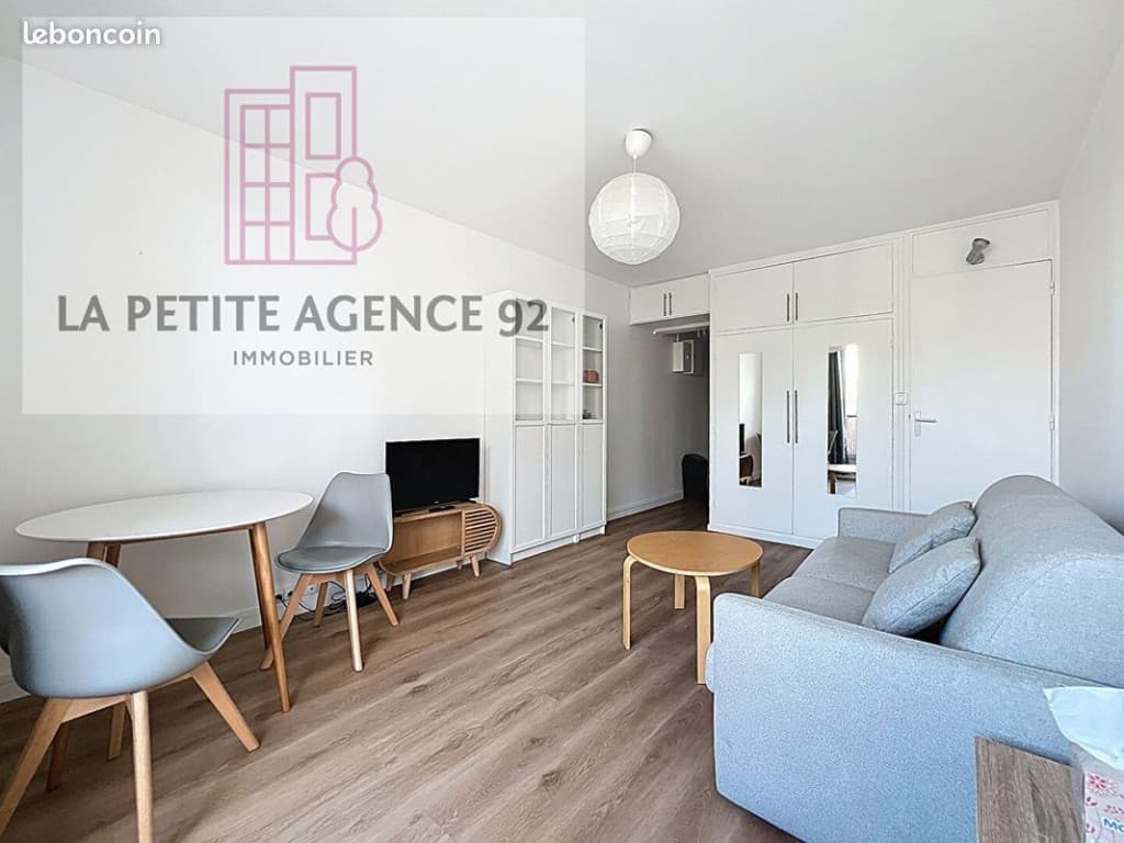 Studio 1 pièce 23 m²