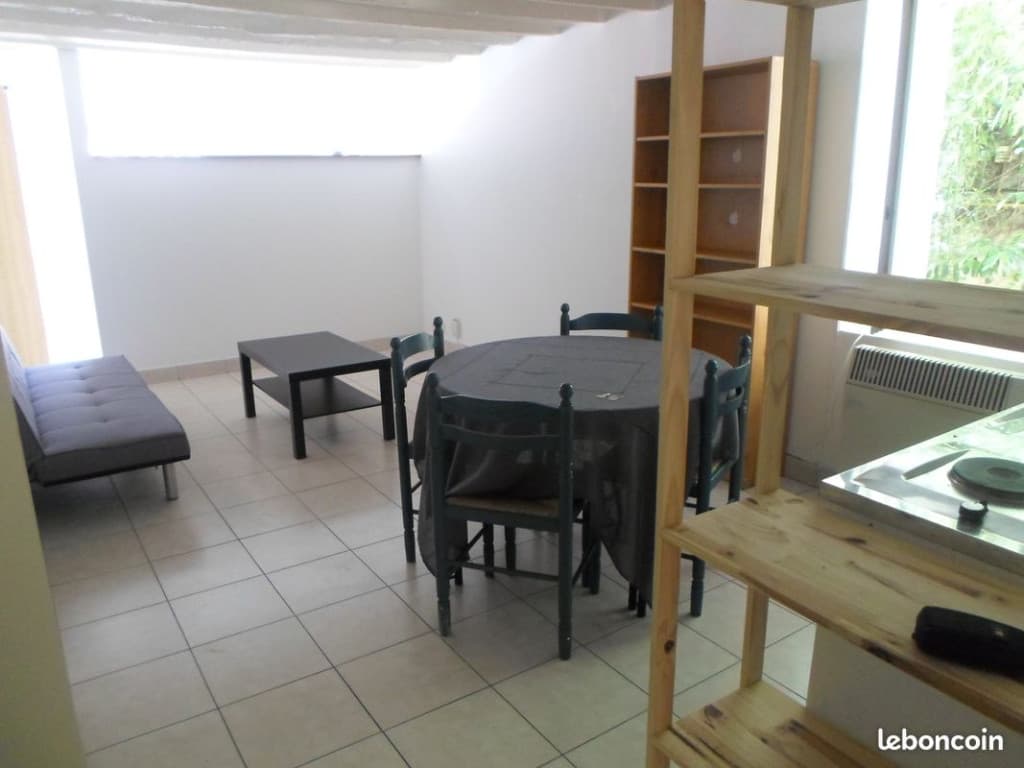 Particulier loue T1bis semi meublé de 30m2 à Valmy