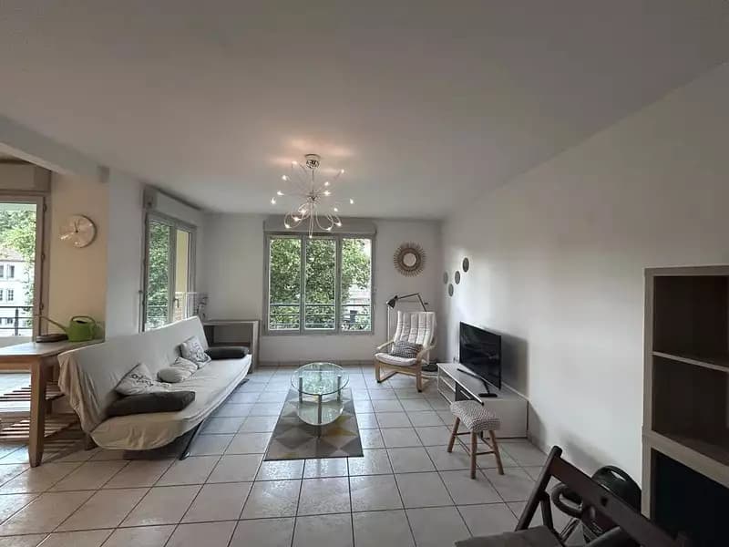 Location appartement 2 pièces 55 m² Lyon 9ème - Superimmo