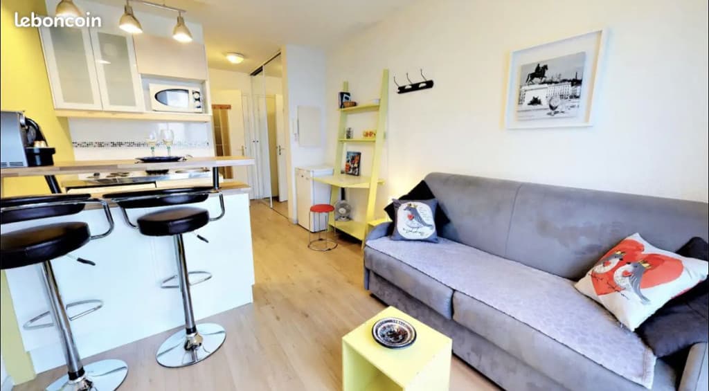 Studio 1 pièce 20 m²