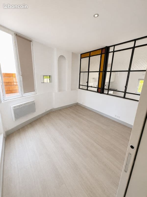 T3 64 m² avec terrasse de 20 m² – Lyon 8ᵉ (Frères Lumière)