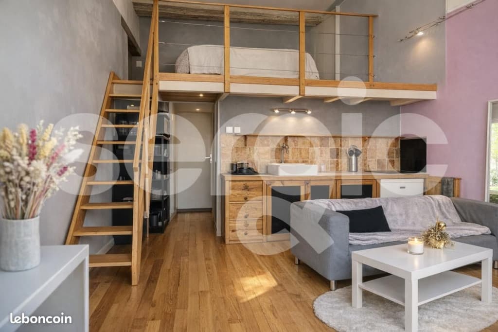 Studio 1 pièce 21 m²