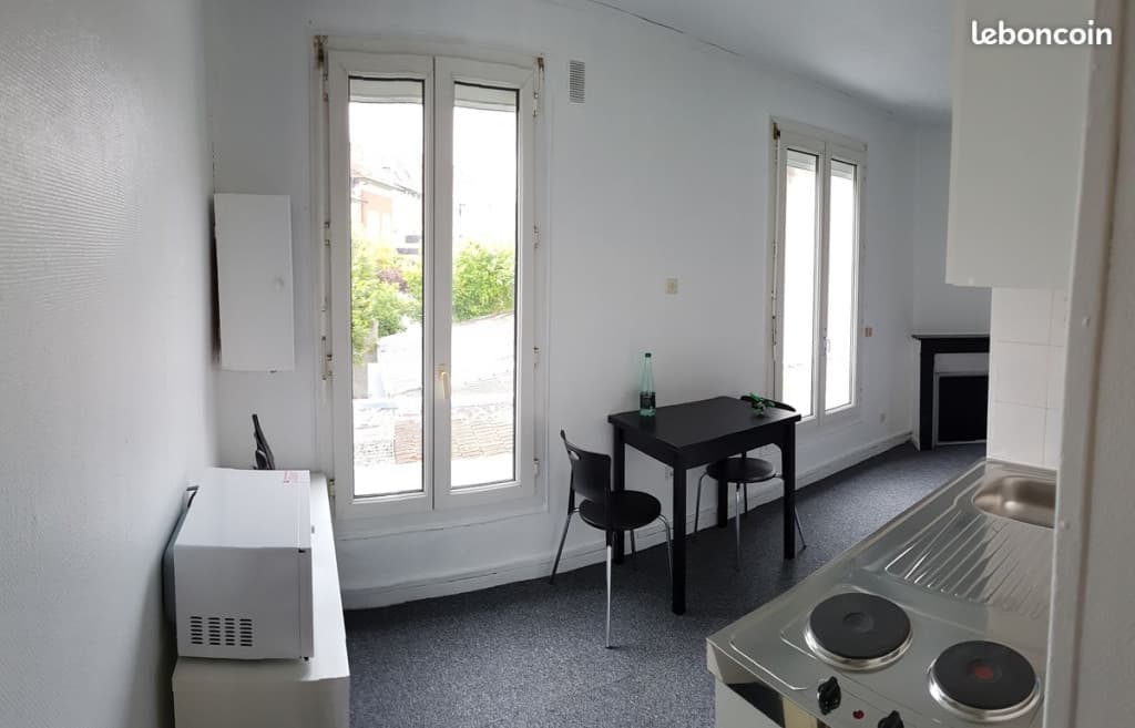 Studio meublé centre ville