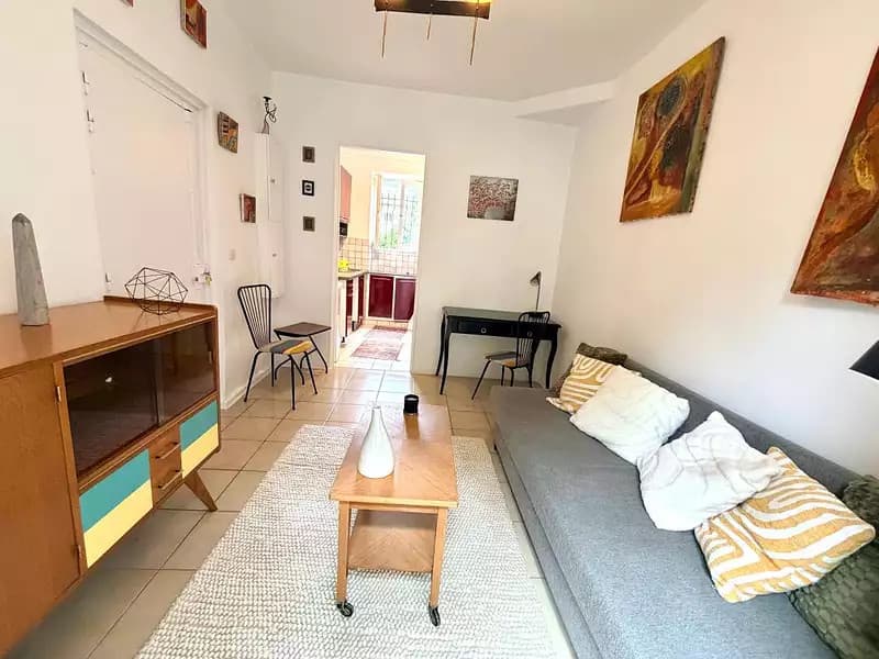 Location appartement 1 pièce 16 m² Rosny-sous-Bois (93110) - Superimmo