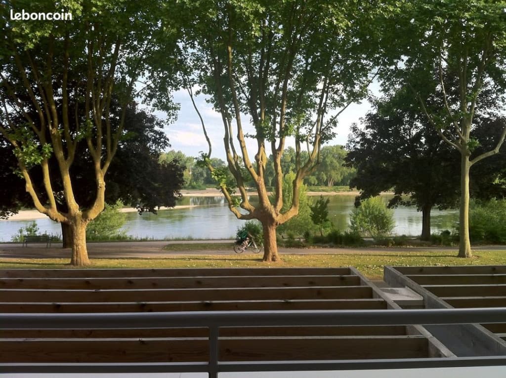 T2 45m2 Quai Madeleine Libre au 16 aout