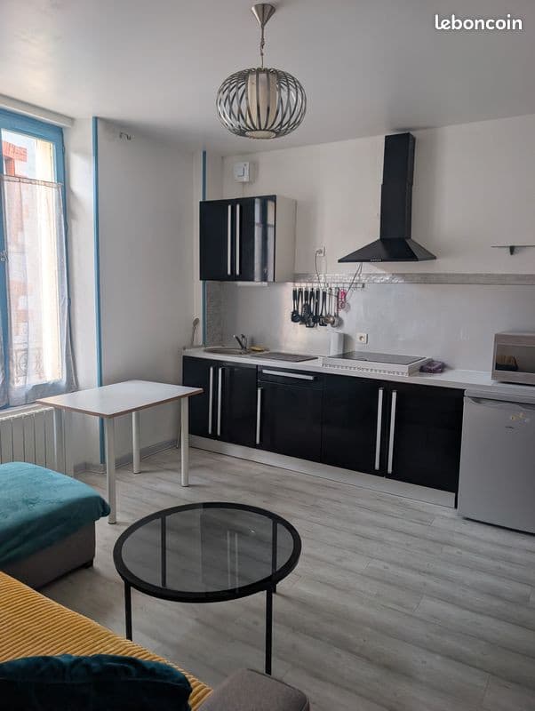 Appartement meublé proche tram et lycees