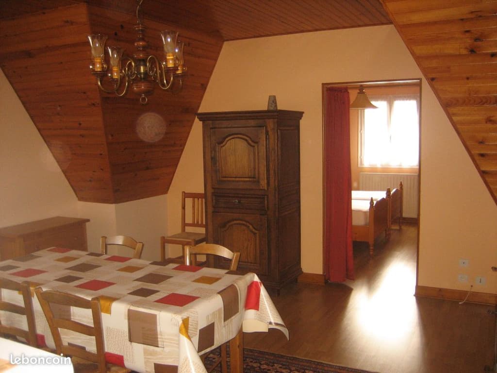Studio 36 m² Prés d'Auxerre (Spécial Etudiant/e)