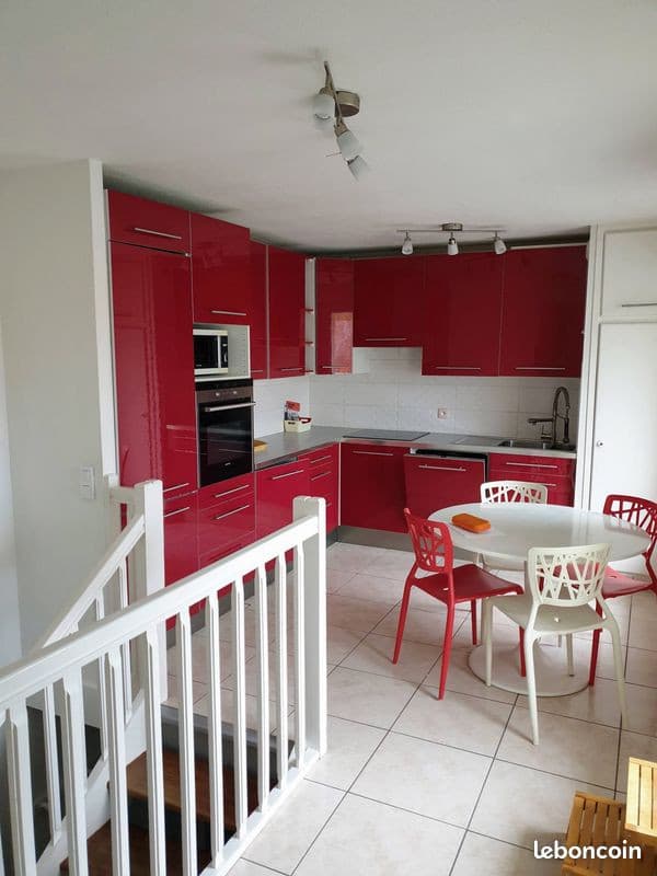 Charmant T2 meublé 42m² (63m² au sol) avec terrasse – La Robertsau
