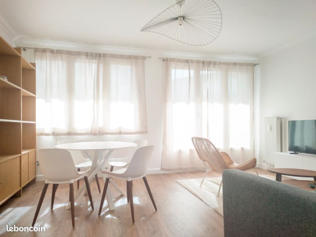 Location appartement meublé (Grand Lyon)