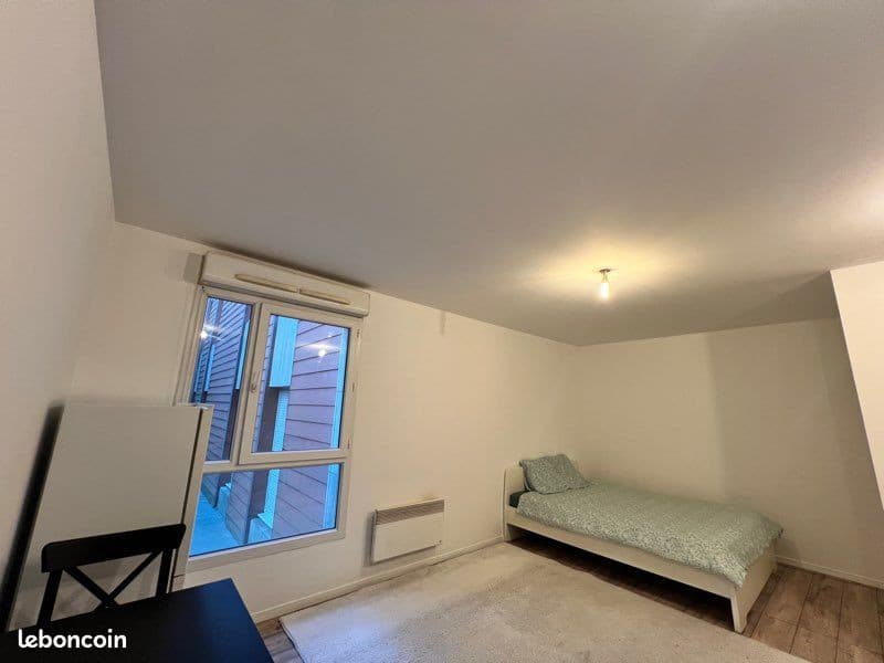 Studio de 31m2 à 2min du rer Val d’Europe
