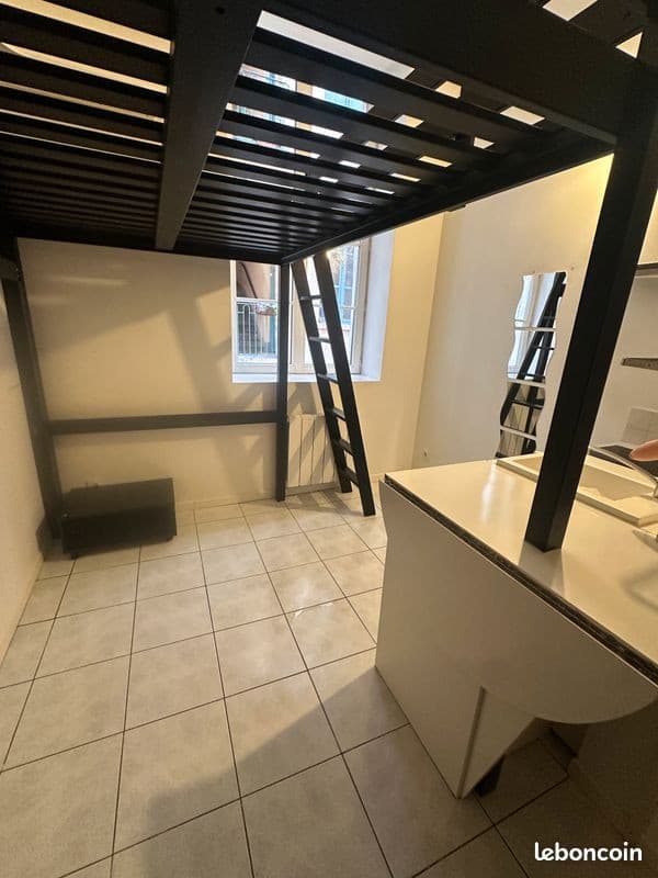 Studio 12m² lyon 1er