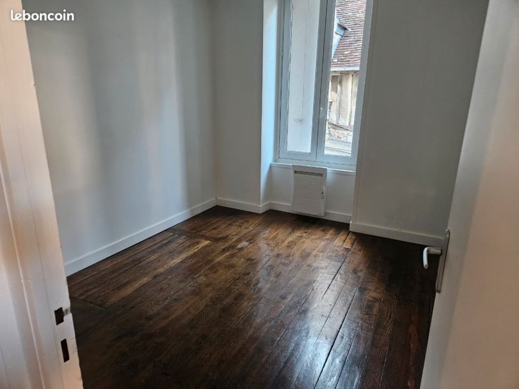 Loue appartement centre-ville