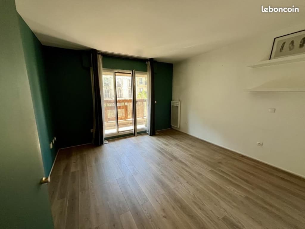 Studio 1 pièce 29 m²