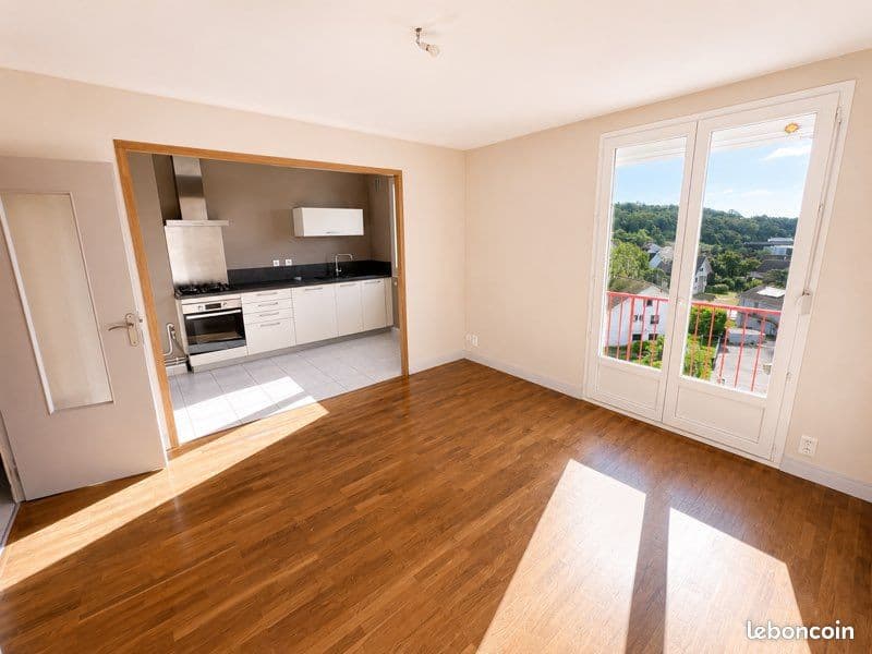 Appartement T3 avec garage, balcon, et cave
