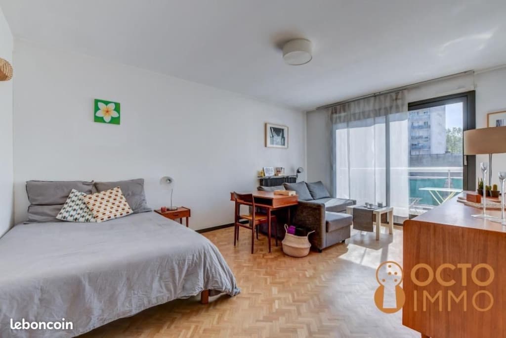 Studio 1 pièce 29 m²