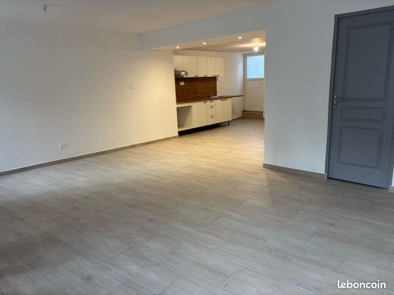 Maison à louer 4 chambres centre ville