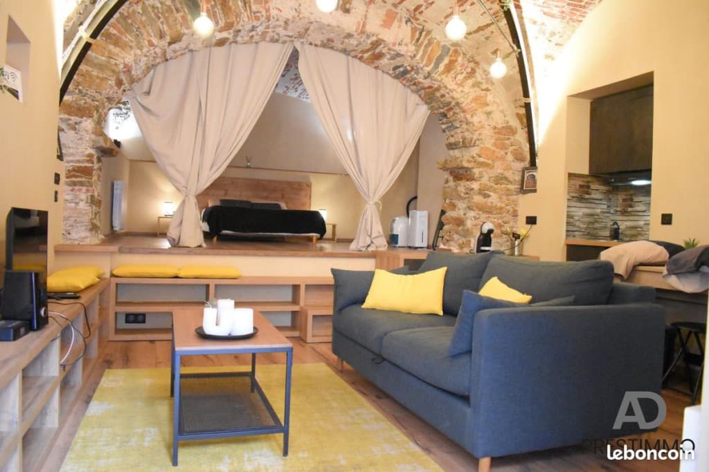 Studio 1 pièce 40 m²